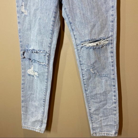 NWT LF Carmar Mid Rise Relaxed Distressed Jeans - Picture 7 of 10
